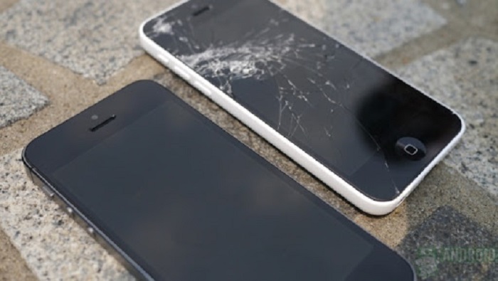 iPhone bị rơi ngoài đường chúng ta nhặt được