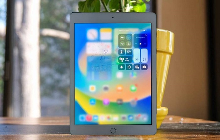 dấu hiệu iPad bị dính tai nghe